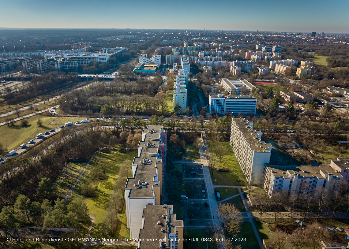 07.02.2023 - Luftbilder vom Marx-Zenrtum und Umgebung in Neuperlach